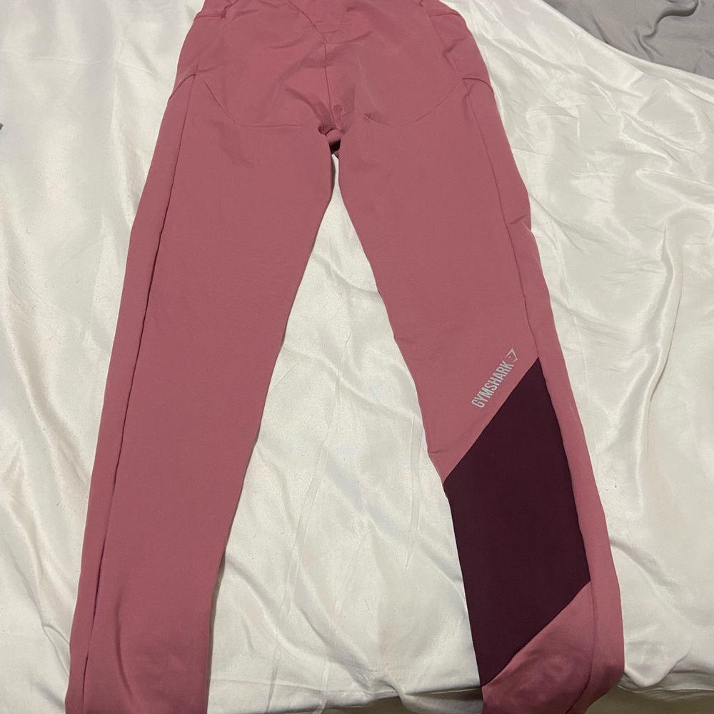 Gym shark pink and purple leggings. Like New